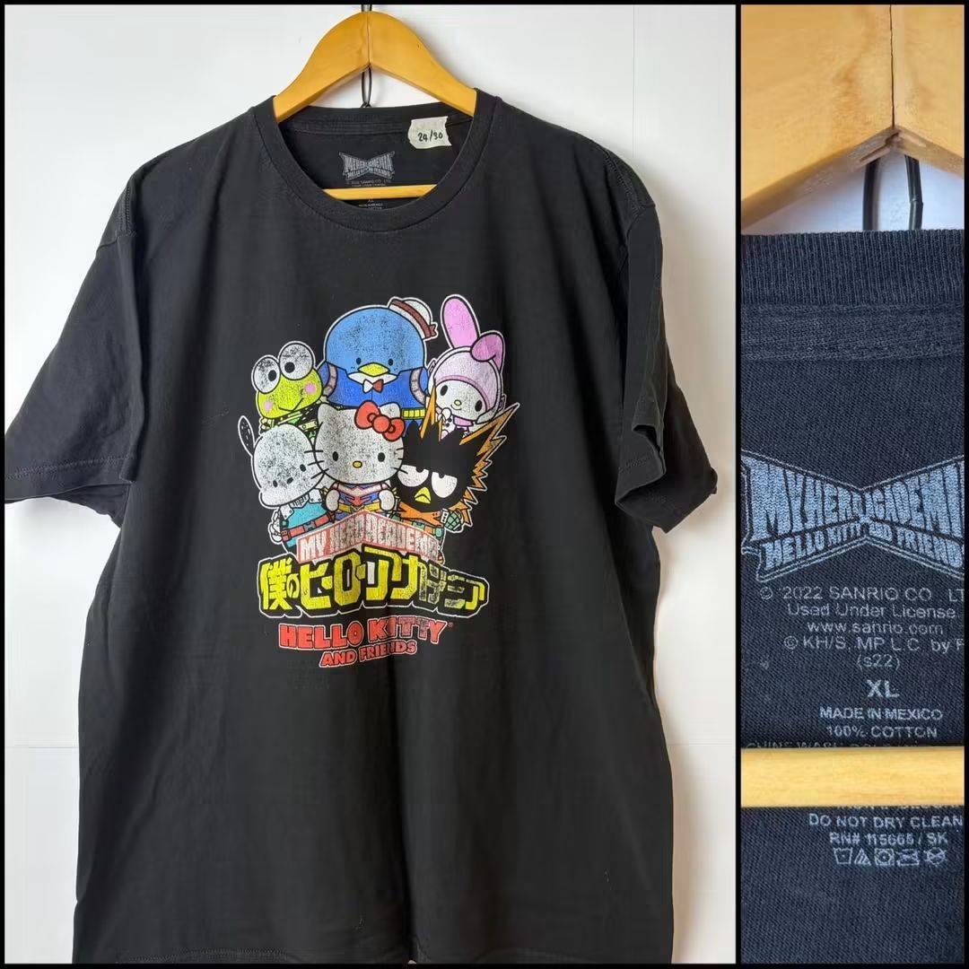เสื้อยืดมือสอง Hello Kitty / Black
